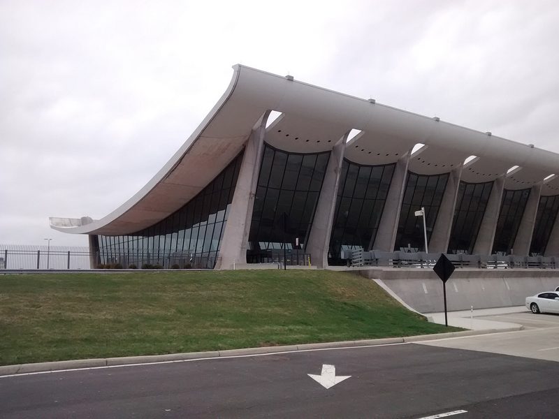 The main terminal building of Washington Dulles International Airport