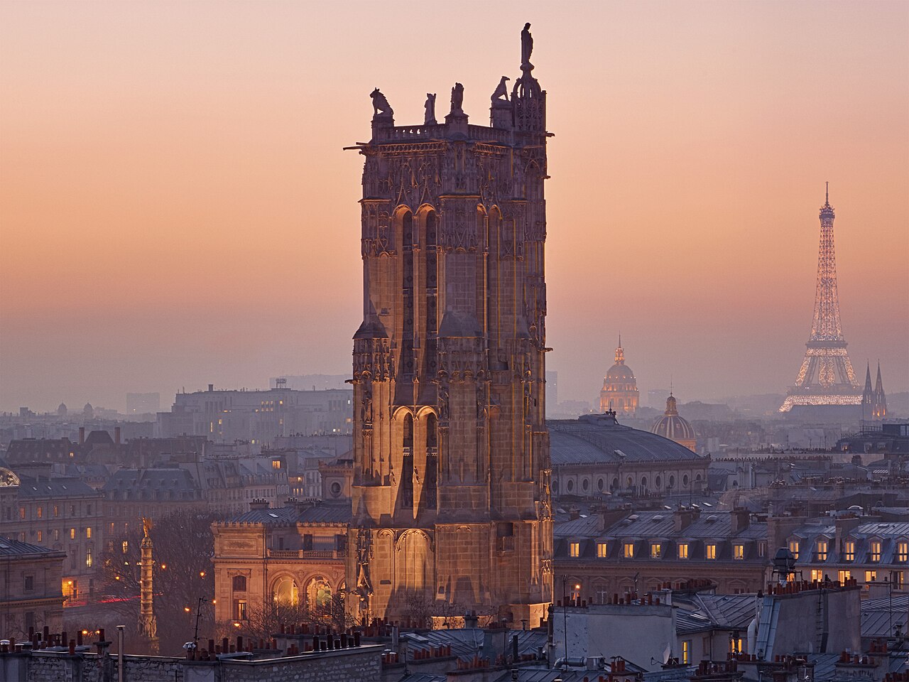 Saint-Jacques tower at dusk, Paris, France.